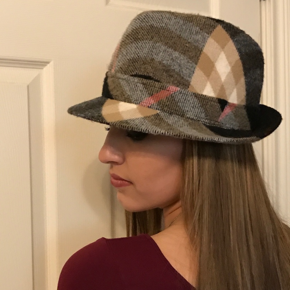 Burberry Fedora Hat Nova Check Plaid Wool Cashmere Mens M or Women M/L NWT - Picture 2 of 6